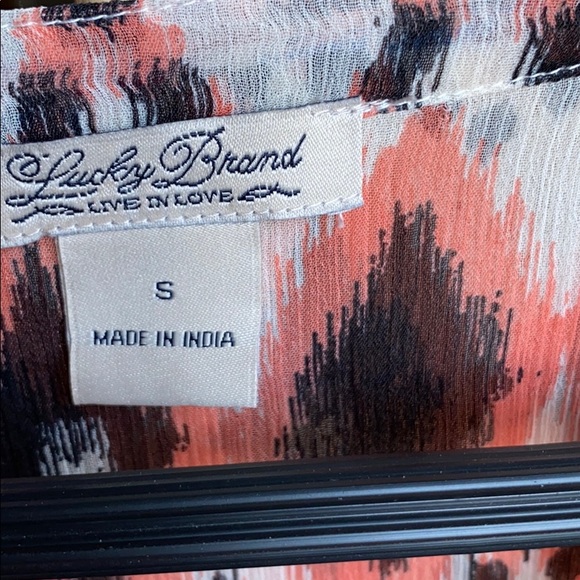 Top - Picture 2 of 3